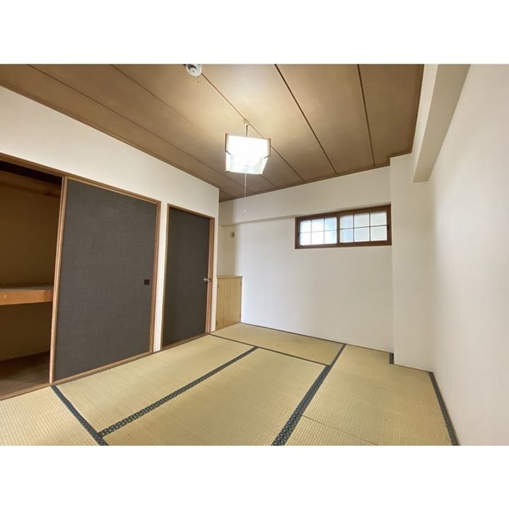 三共ユタカビルの内装