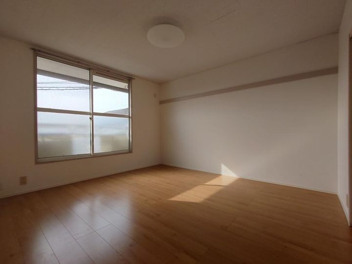 メゾン・ド・ラタンの居間