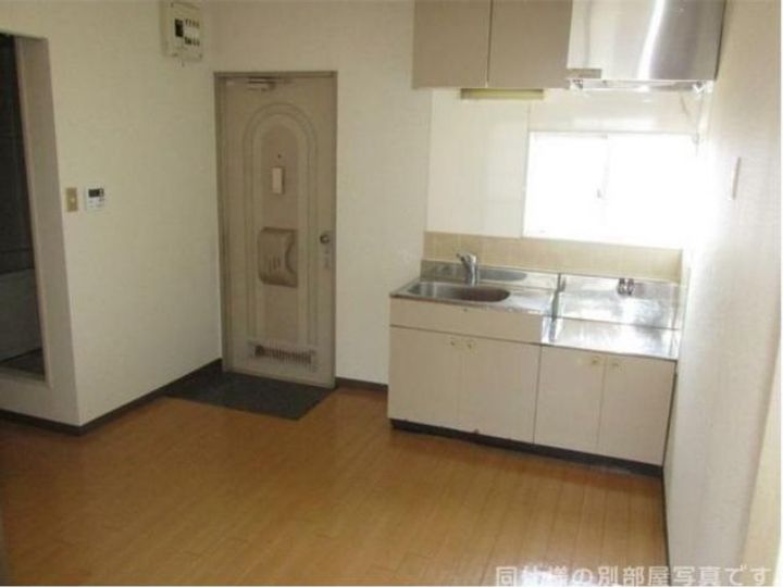 アピアランス神の倉Bのキッチン