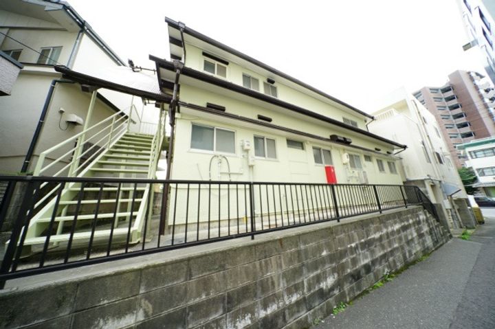 山口県下関市大学町1(アパート)の賃貸物件の外観