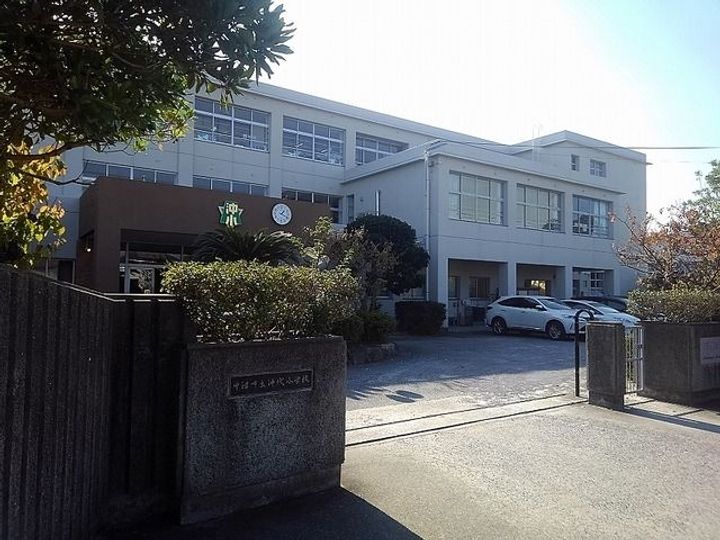 フェリビータの周辺