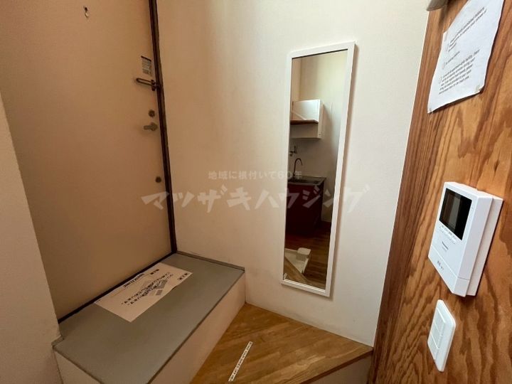 SMI RE STAY TOKYO Cの玄関
