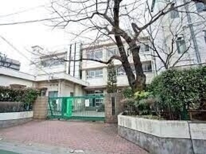 SMI RE STAY TOKYO Cの周辺