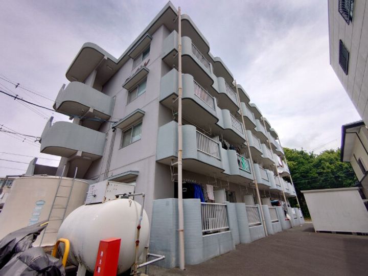 静岡県浜松市中央区高丘北3(マンション)の賃貸物件の外観