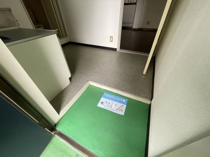 コージー・ハイツ沼田の玄関