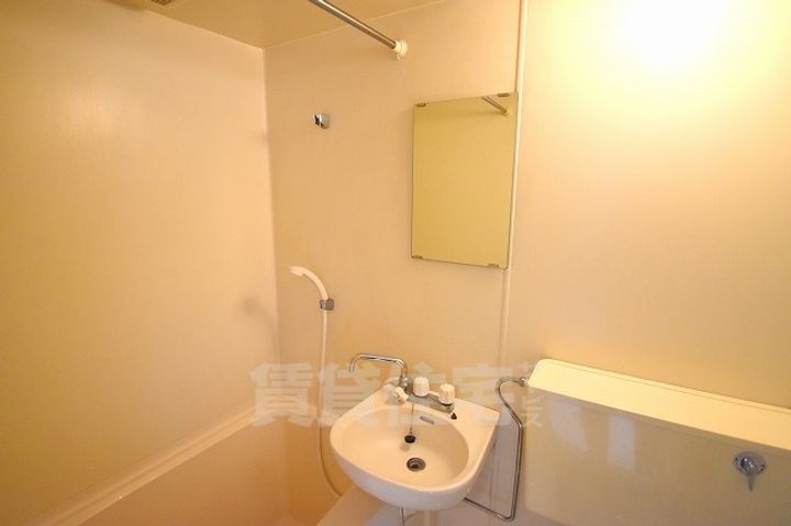 アンサンブルの内装