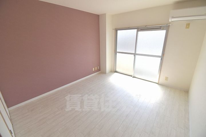 アンサンブルの内装