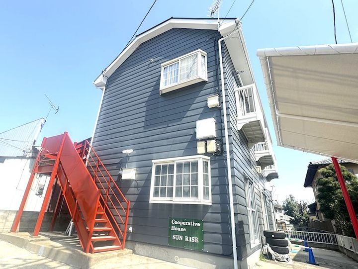 コーポサンライズの外観