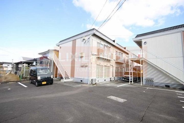 リゾートハイツ八戸2 A棟の外観