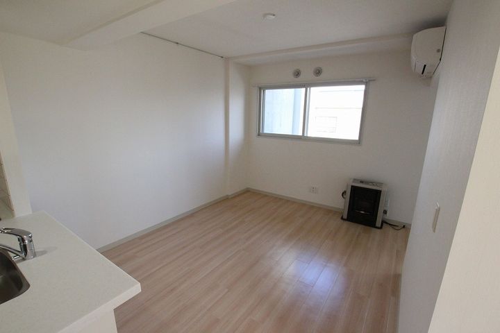 ステラ 月寒の内装