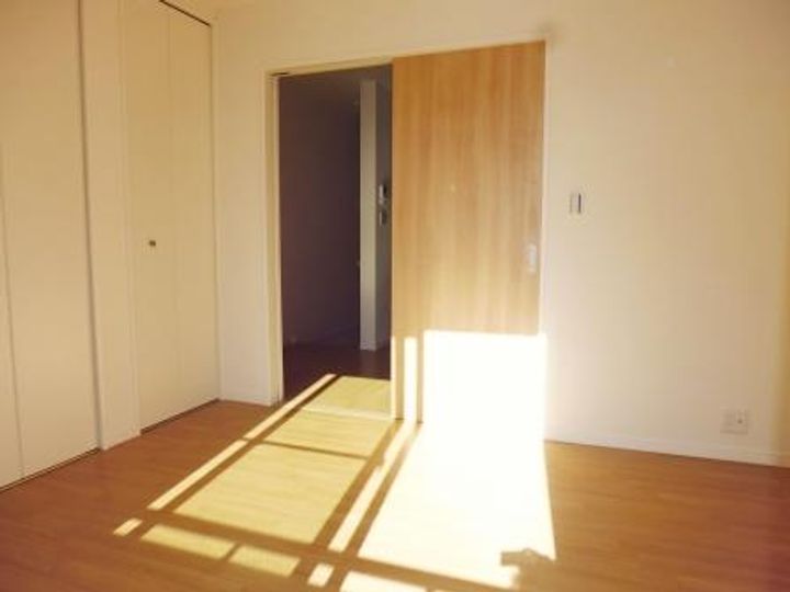 リムーヴ西巣鴨の居間