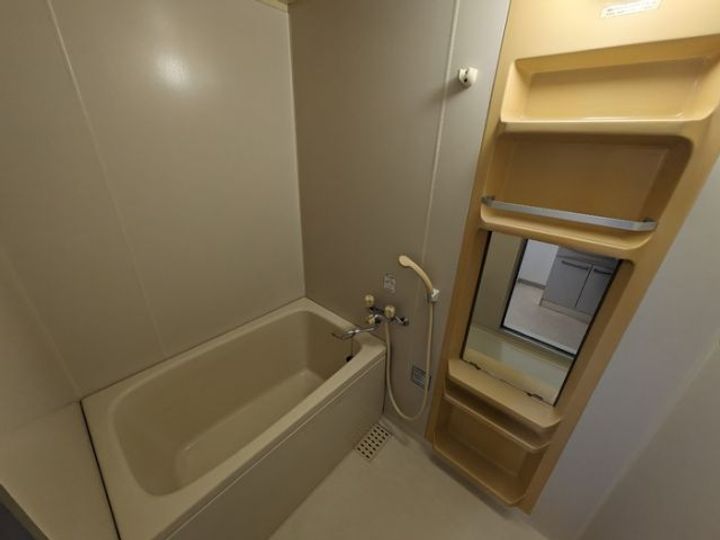 セジュール鬼橋 B棟の風呂