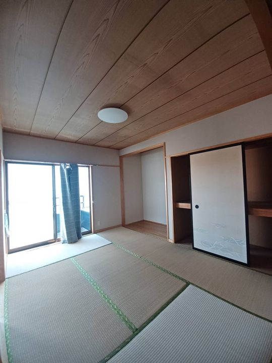 SSハイツ 郷ケ丘の居間
