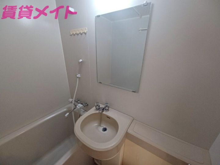 シェモアの内装