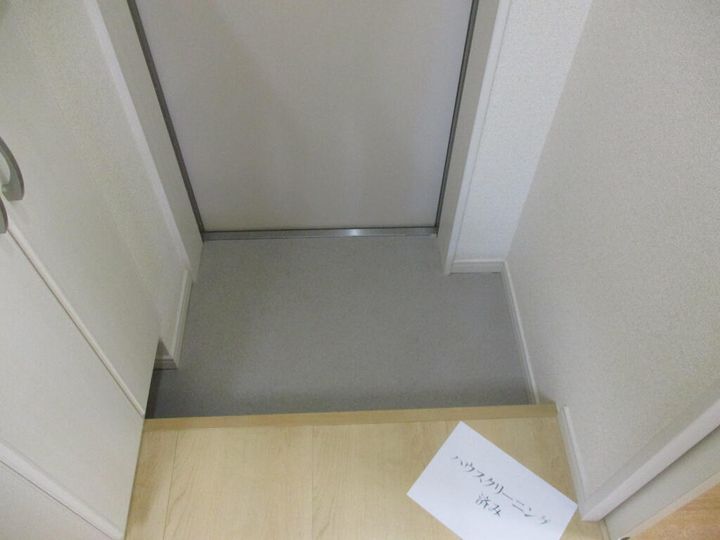 東京都墨田区八広1(マンション)の賃貸物件の玄関