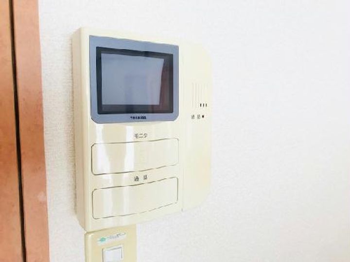 レオパレスシェソワ 城南の内装