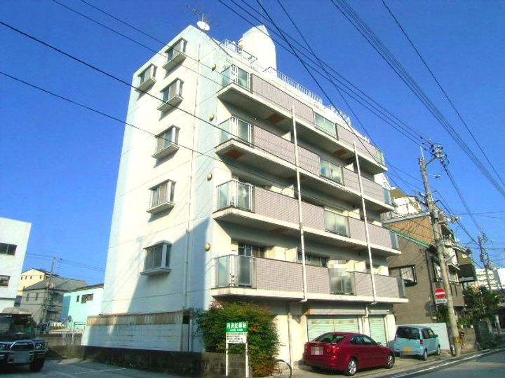 フラットパイン廿代の外観