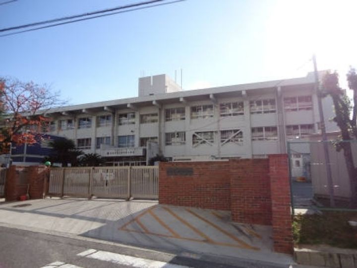 キャトルセゾン B棟の周辺
