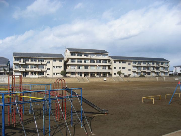 ケイセイグランドハイツの周辺