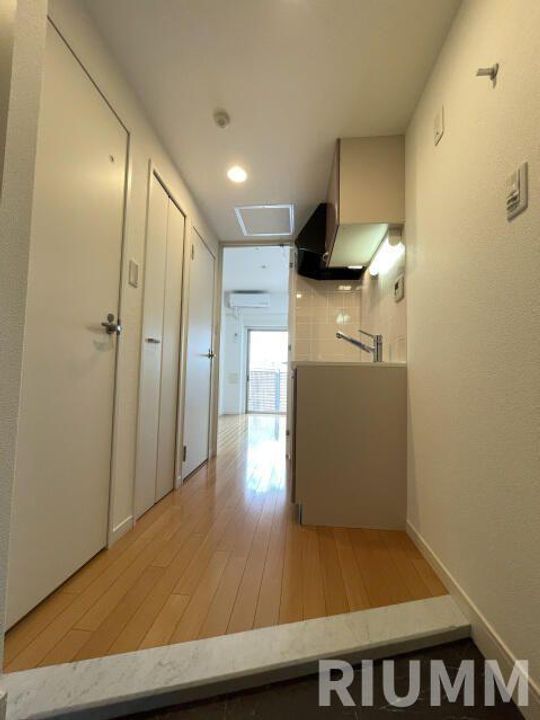 東京都新宿区高田馬場1(マンション)の賃貸物件の玄関