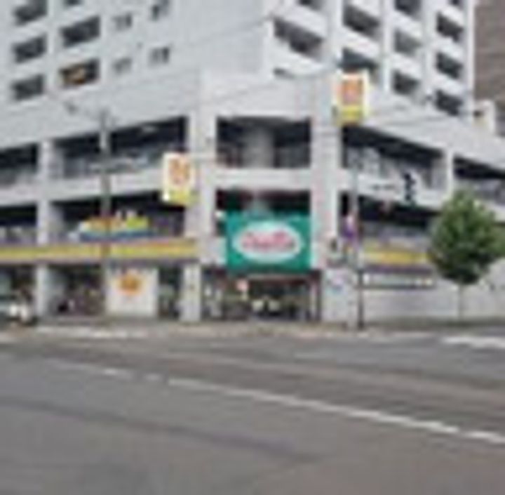グランカーサ南6条の周辺
