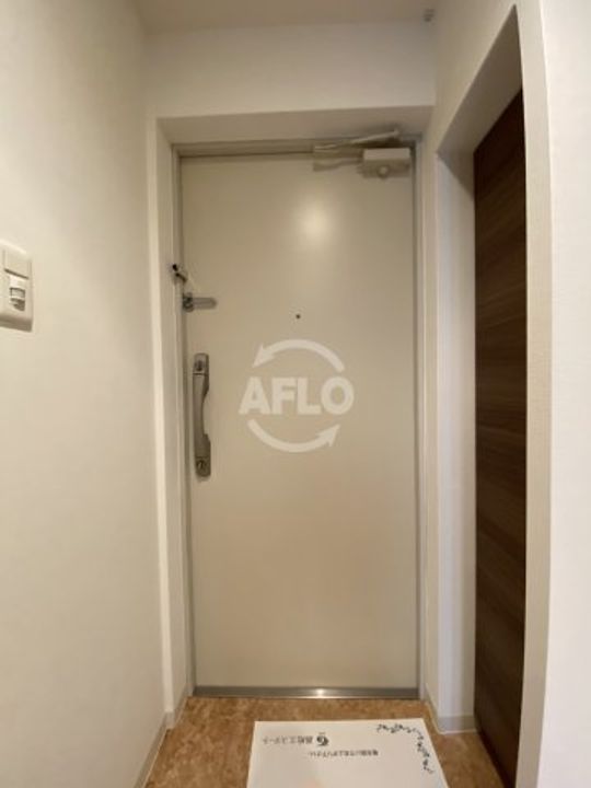 ラグゼ江戸堀の玄関