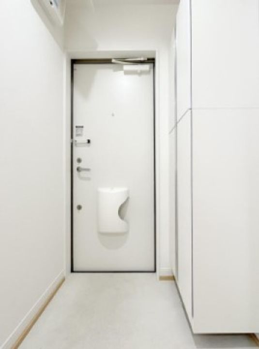 エアリーズbの玄関