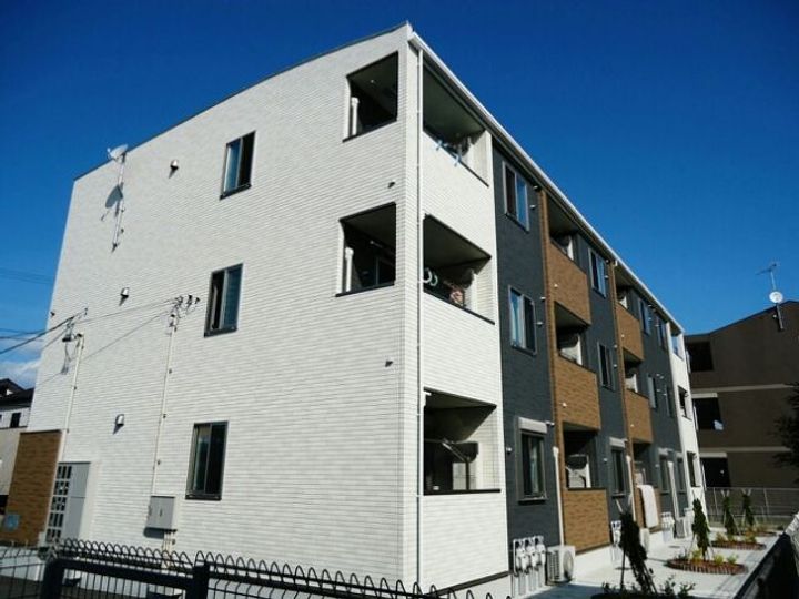 カルムメゾンの外観