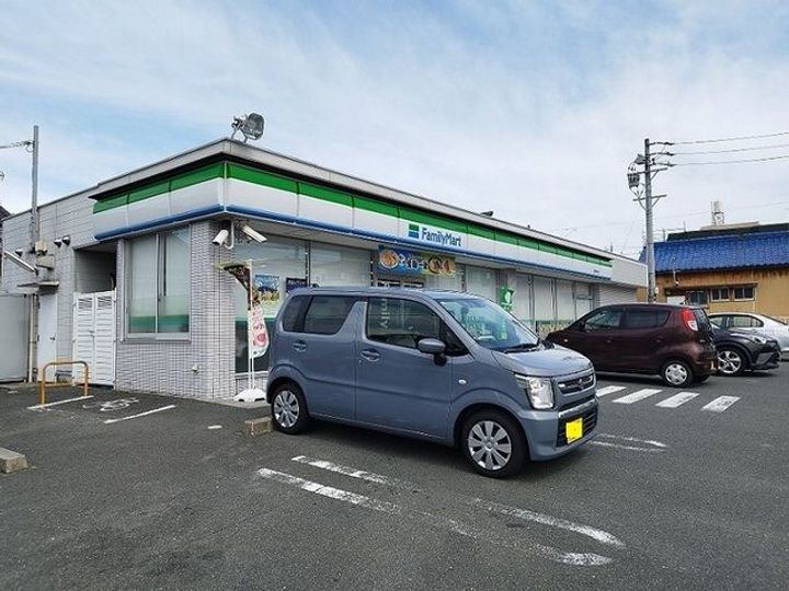 カルムメゾンの周辺