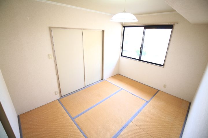 サンフレールカシハラの内装