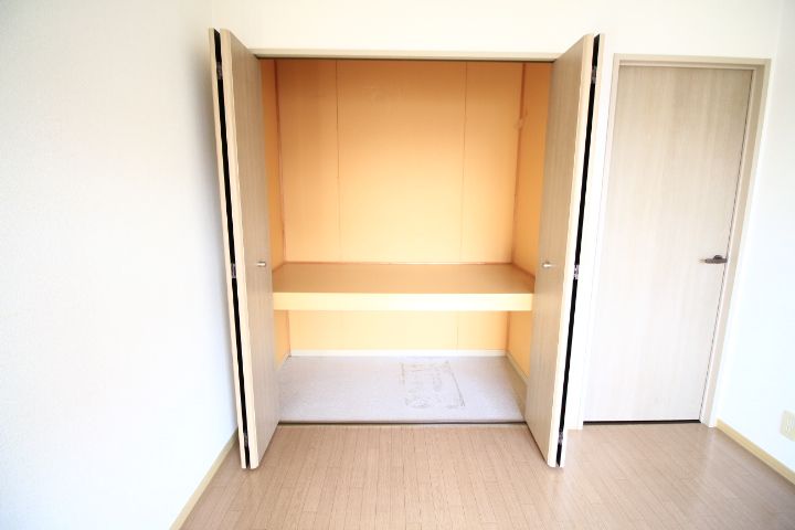サンフレールカシハラの内装