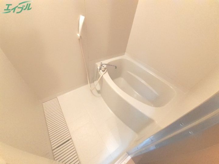 メゾンラピタIVの風呂