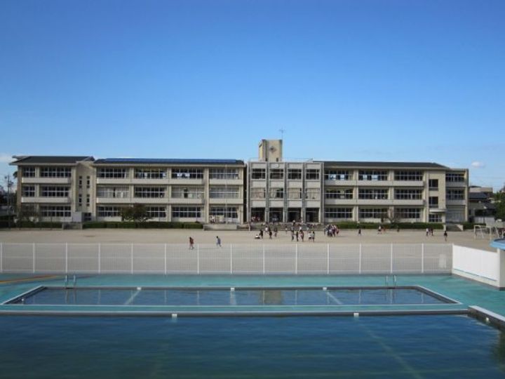 岩渕 松鶴荘の周辺