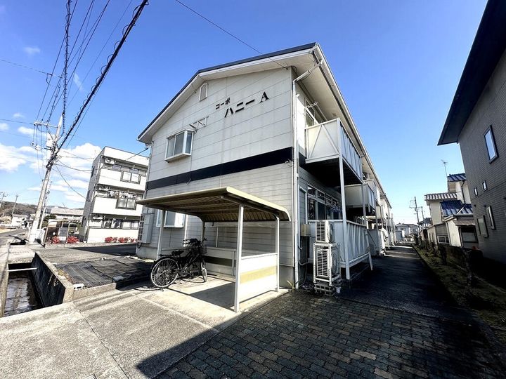 コーポハニーAの外観
