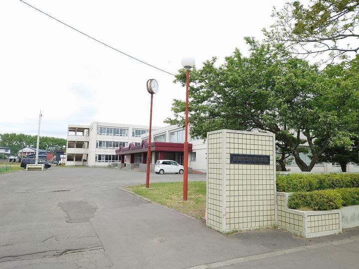 ピュアライフ新富の周辺