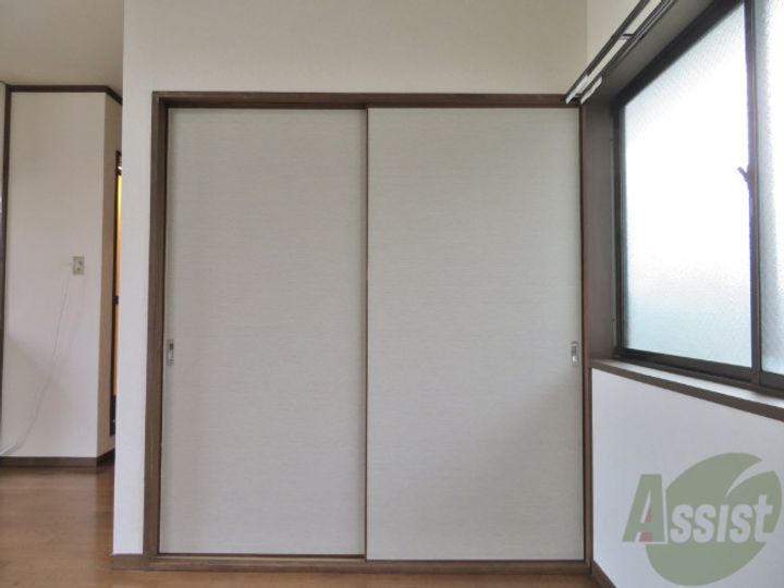 ハイネス台原の内装