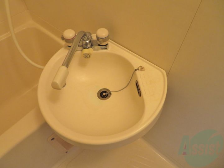 ハイネス台原の内装