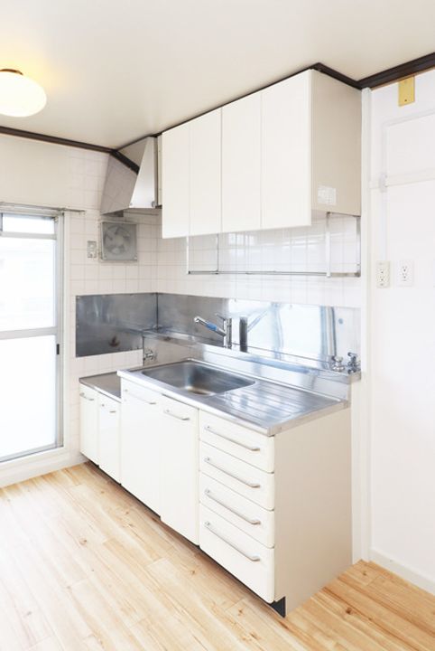 UR下大利のキッチン