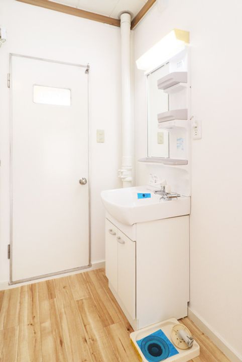 UR下大利の内装