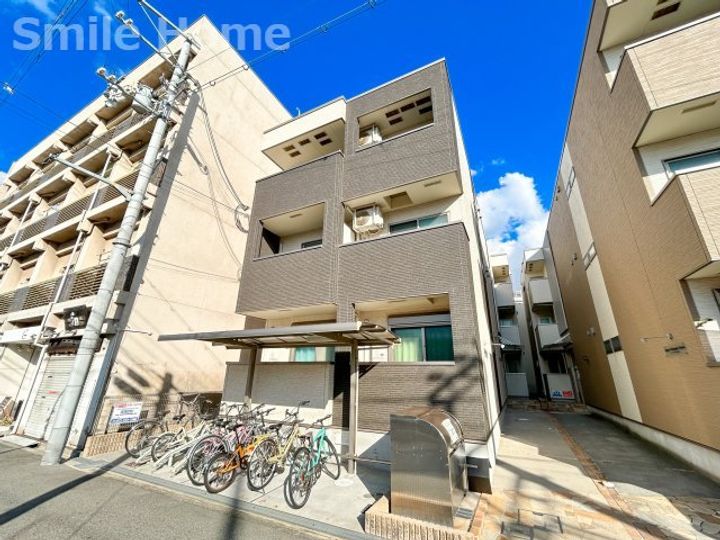 フジパレス清水丘I番館の外観