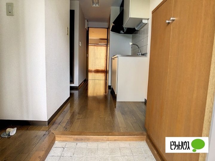 シティコート岩石東館の玄関