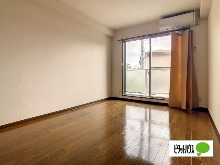 シティコート岩石東館の居間