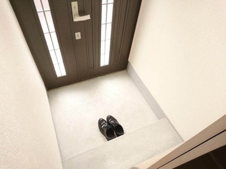 京都府京都市伏見区深草大亀谷内膳町(一戸建)の賃貸物件の玄関