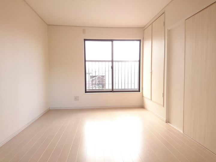 京都府京都市伏見区深草大亀谷内膳町(一戸建)の賃貸物件の居間