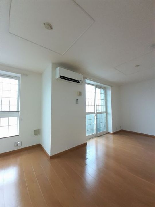 福島県福島市松川町美郷1(アパート)の賃貸物件の居間