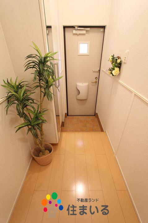 愛知県名古屋市天白区中坪町(アパート)の賃貸物件の玄関