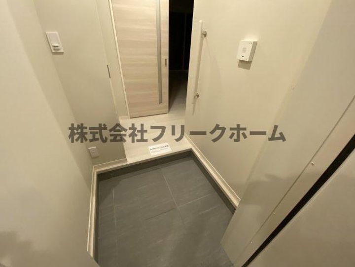 東京都武蔵野市中町2(マンション)の賃貸物件の玄関