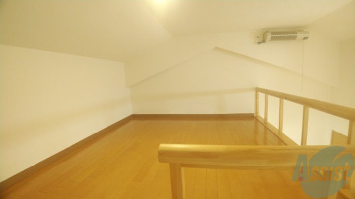 クレスト連坊の内装