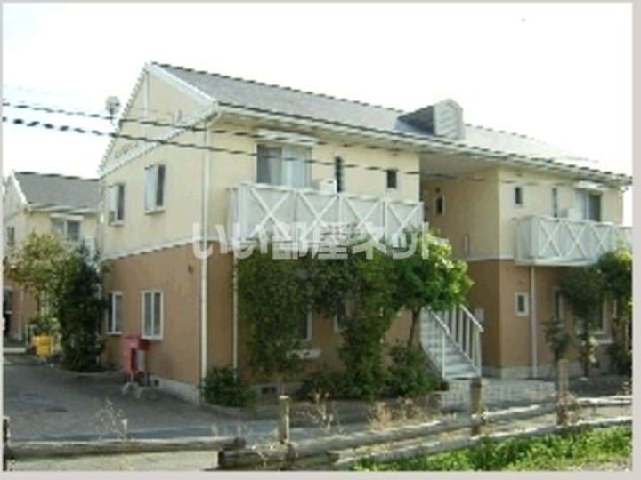 フレグランス翠の外観