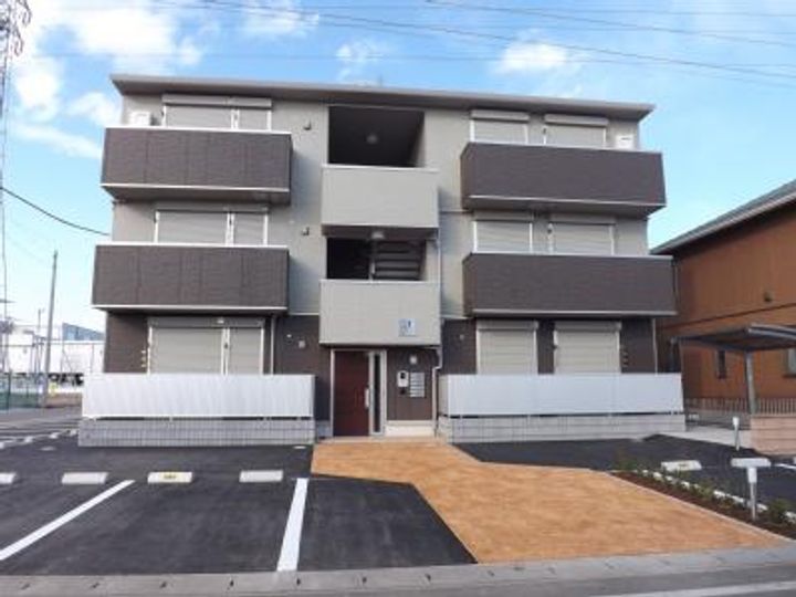群馬県邑楽郡大泉町大字坂田(アパート)の賃貸物件の外観